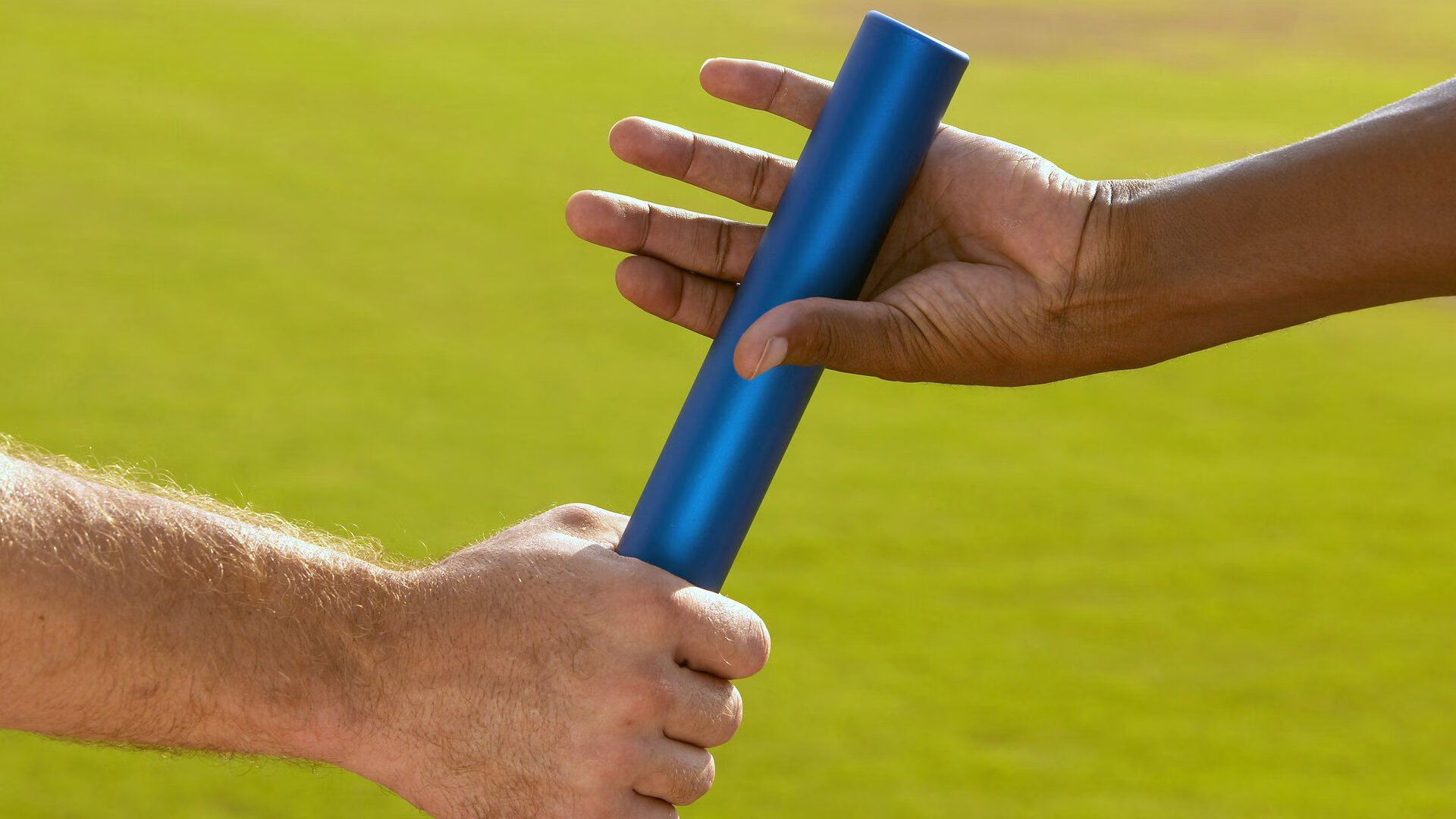 中立B选手该项目分段表现逐步改善，比赛中立是什么意思